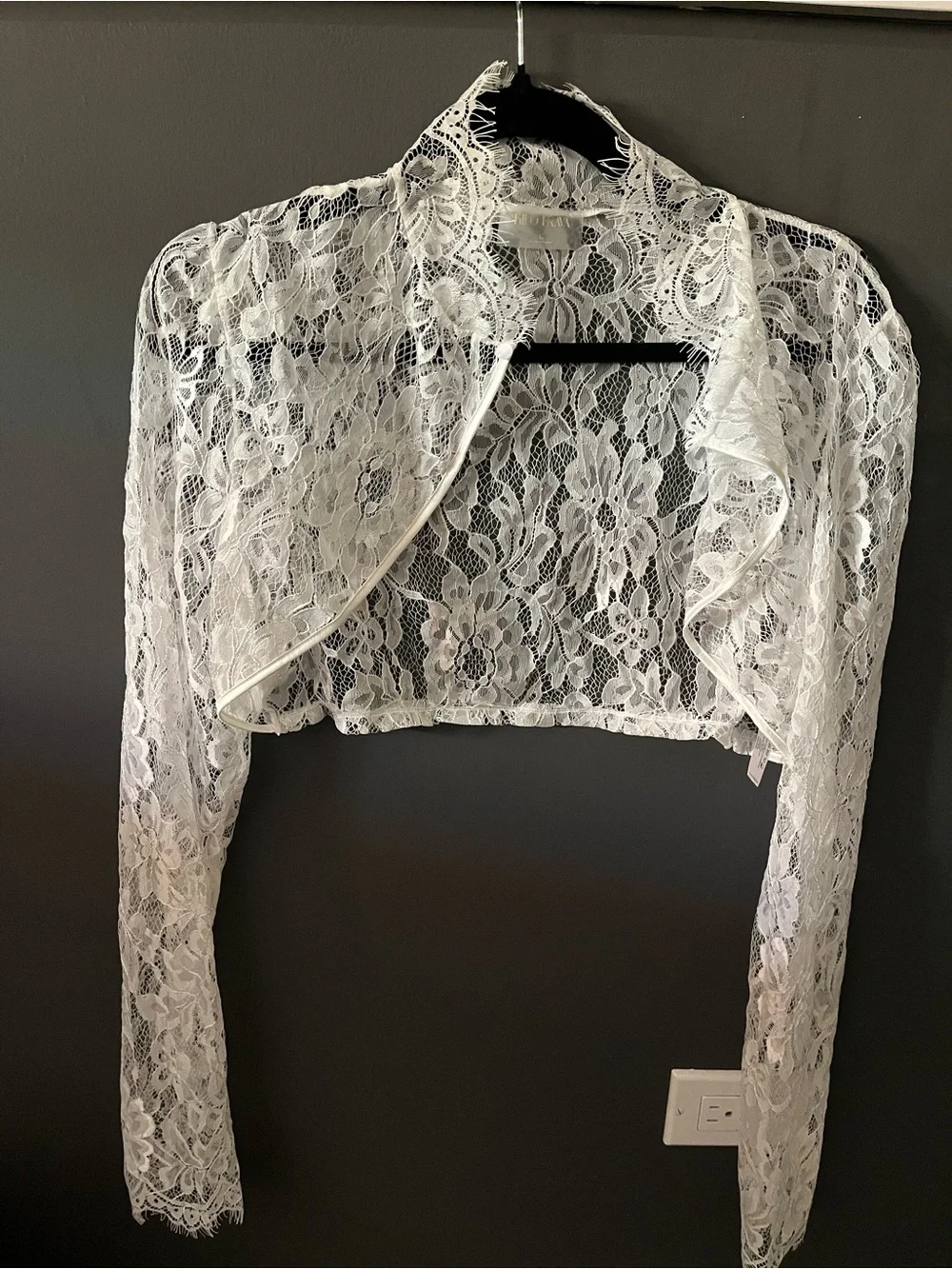 Anthropologie cropped lace